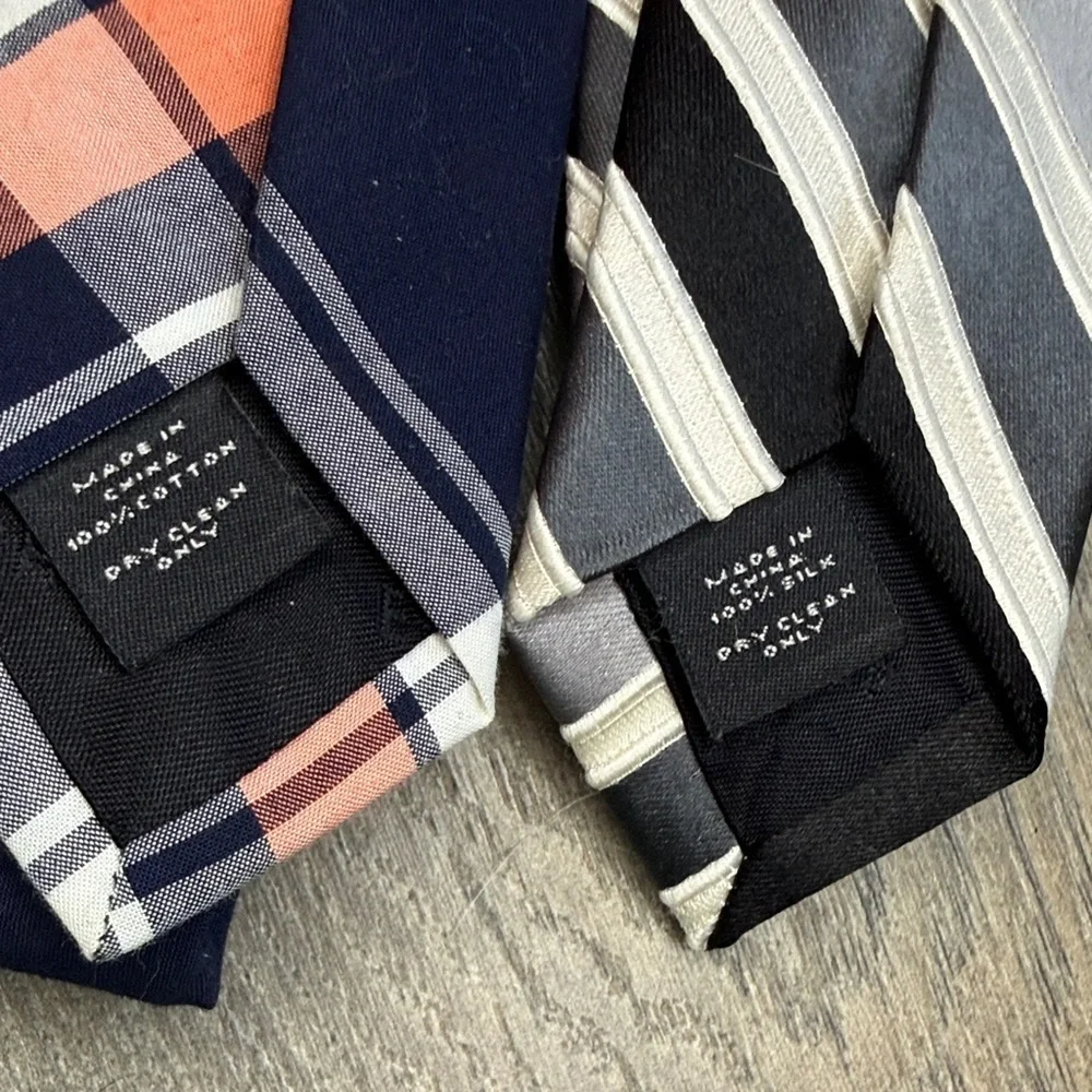 Set of 2 Express neckties Stylish Plaid and Striped 100% silk 100% cotton